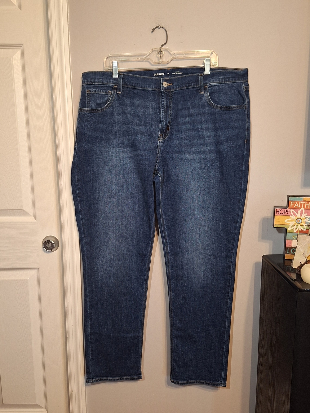Old Navy Mid Rise Wow Boyfriend Women’s Dark Blue Straight Leg Jeans